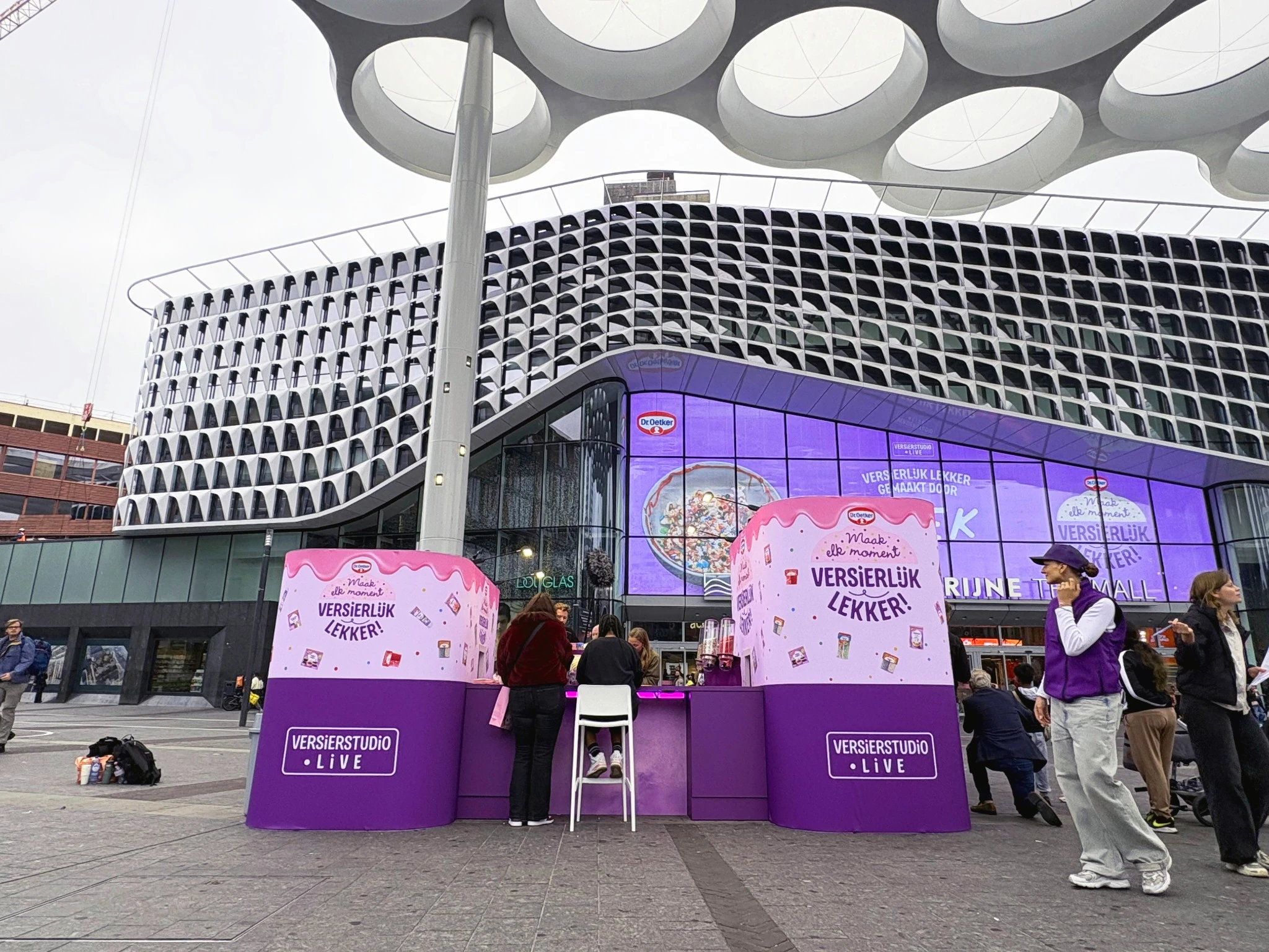 The Dr Oetker decoration studio and visitors