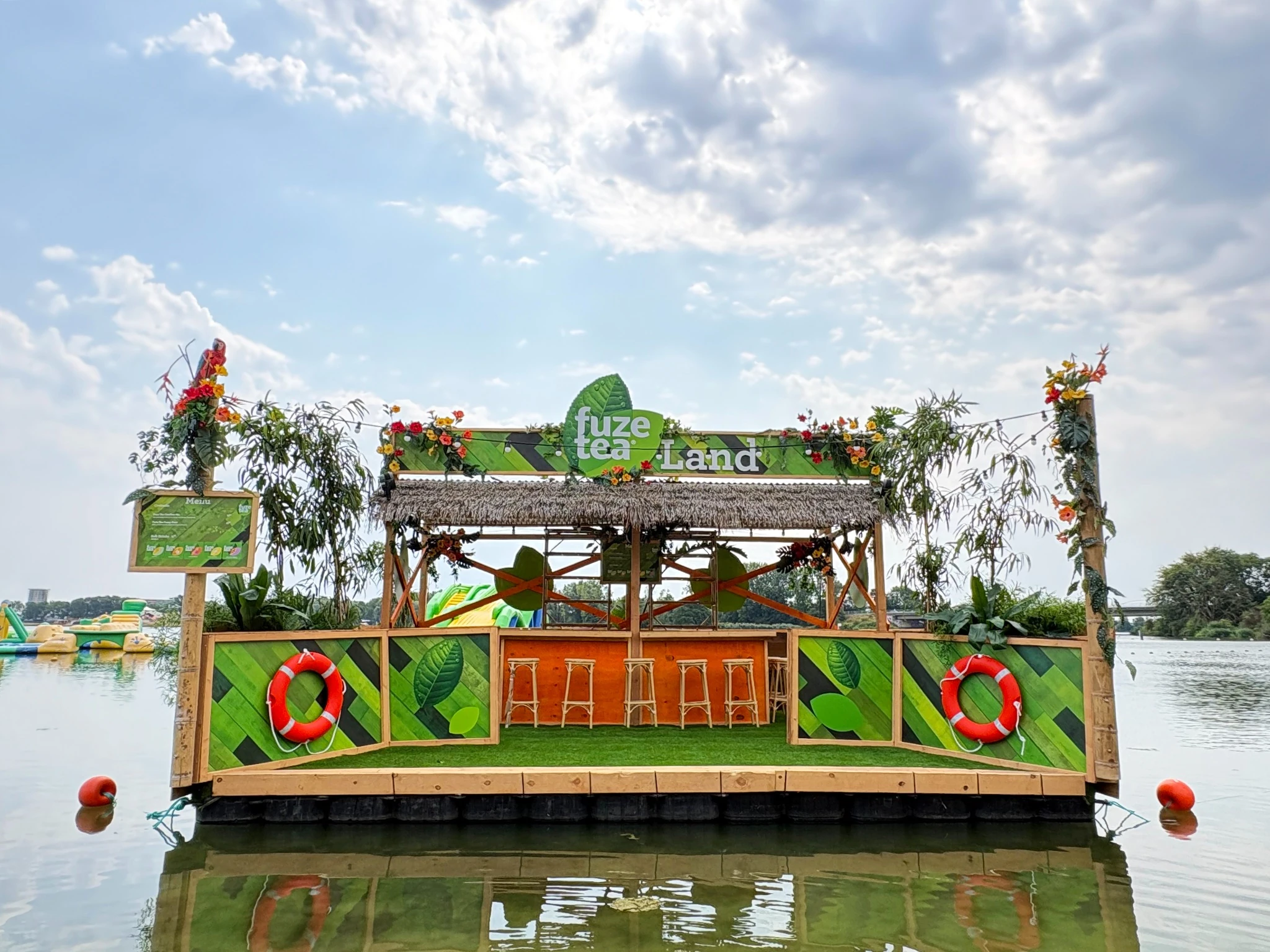 The complete FuzeTea floating cocktail bar at Solar